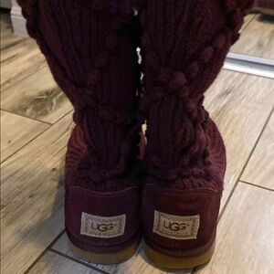 UGG burgundy knit boots size 8
